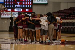 Image post by @siu_wbasketball on Instagram