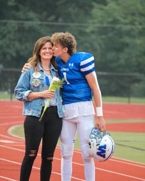 Image post by @washington_yearbook on Instagram