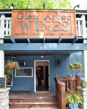 Image post by @glenarborwines on Instagram