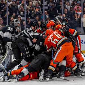 Image post by @AnaheimDucks on Twitter