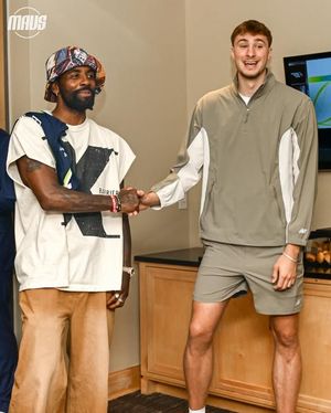 Image post by @dallasmavs on Instagram