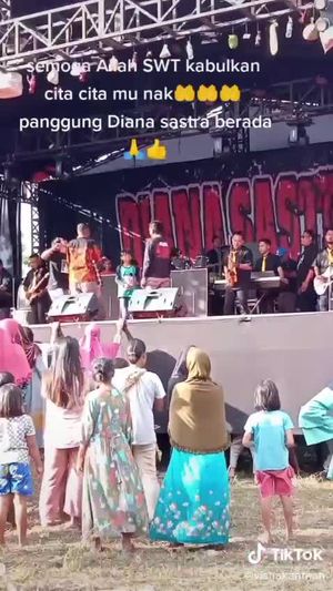 Video post by @da7april on TikTok