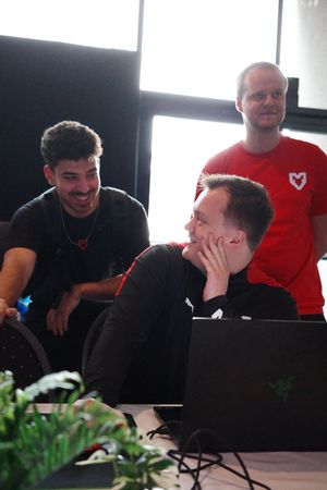 Image post by @mousesports on Twitter