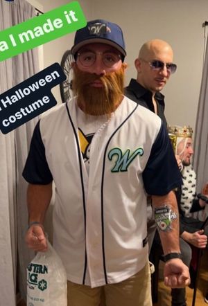 Image post by @WooBaseball on Twitter