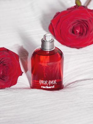 Image post by @cacharelparfums on Instagram