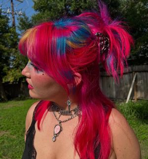 Image post by @pulpriothair on Instagram