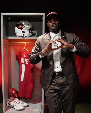 Image post by @AZCardinals on Twitter