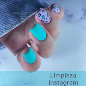 Image post by @nestanails on Instagram