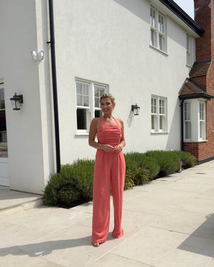 Image post by @georgeatasda on Instagram