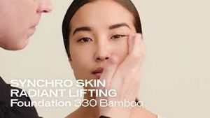 Video post by @shiseidousa on YouTube