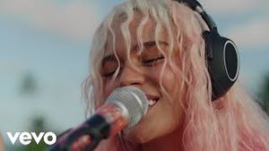 Video post by @karolgvevo on YouTube