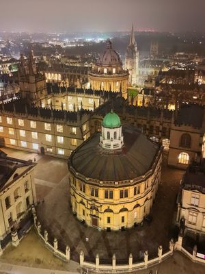 Image post by @oxford_uni on Instagram