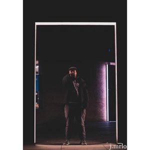 Image post by @mrlo__ on Instagram