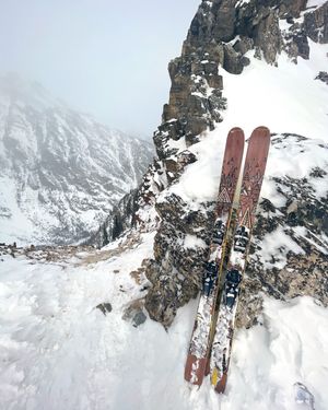 Image post by @j_skis on Instagram