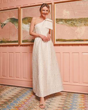 Image post by @dillards on Instagram
