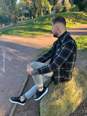Image post by @bizzarriofficial on Instagram