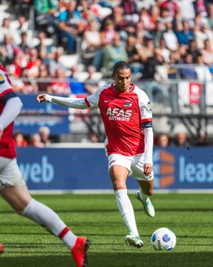 Image post by @azalkmaar on Instagram