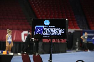 Image post by @IowaGymnastics on Twitter