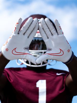 Image post by @tufootballtx on Instagram
