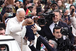 Image post by @zumapress on Instagram