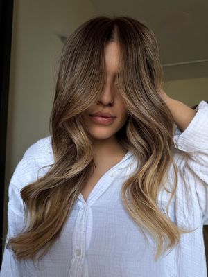 Image post by @dangerjonesbalayage on Instagram