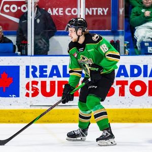 Image post by @paraidershockey on Instagram