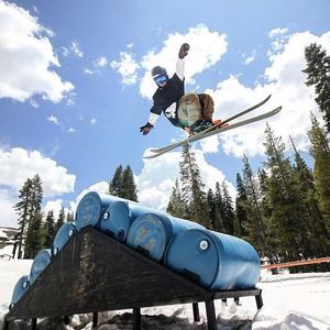 Image post by @j_skis on Instagram