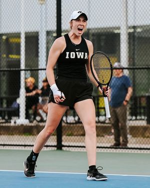 Image post by @theiowahawkeyes on Instagram