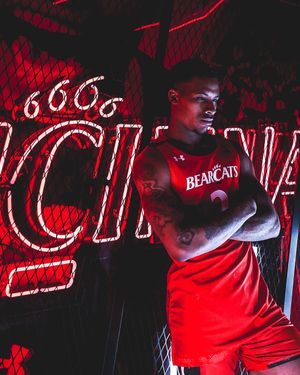 Image post by @gobearcatsmbb on Instagram