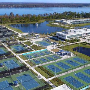 Image post by @usta on Instagram