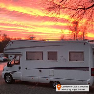 Image post by @candmclub on Instagram
