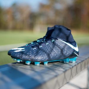 Image post by @soccerdotcom on Instagram