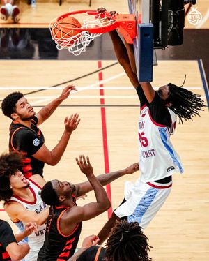 Image post by @nikeeyb on Instagram