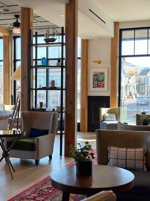 Image post by @hammettshotel on Instagram