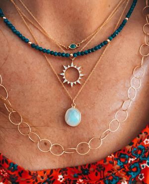 Image post by @juliaszendreijewelry on Instagram