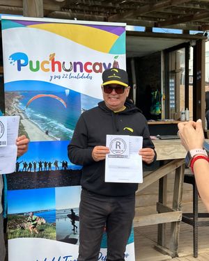 Image post by @parapenteaventurachile on Instagram