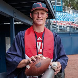 Image post by @fauathletics on Instagram