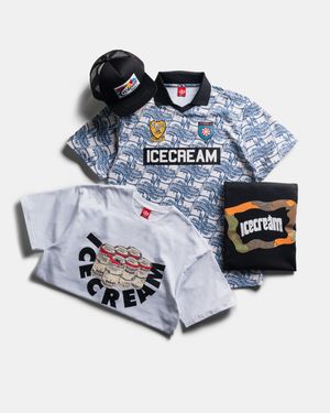 Image post by @sneakerpolitics on Instagram