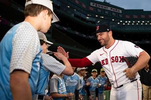 Image post by @redsoxcommunity on Instagram