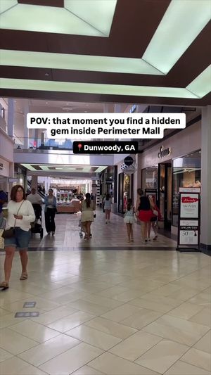 Video post by @catcatoura on Facebook