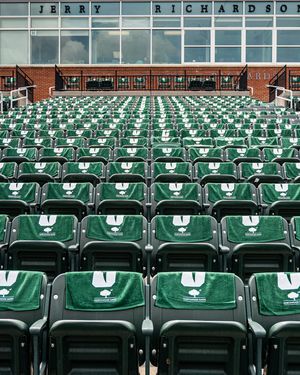 Image post by @charlotte49ers on Instagram