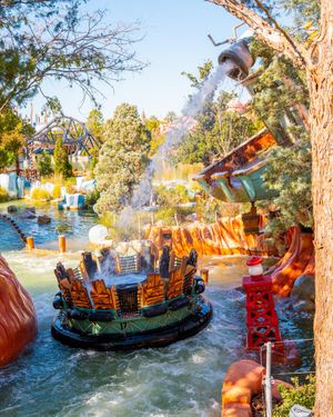 Image post by @UniversalORL on Twitter