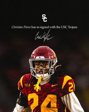 Image post by @uscfb on Instagram