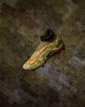 Image post by @usnikefootball on Instagram