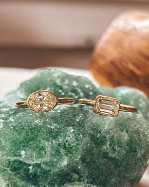 Image post by @maejeanvintage on Instagram