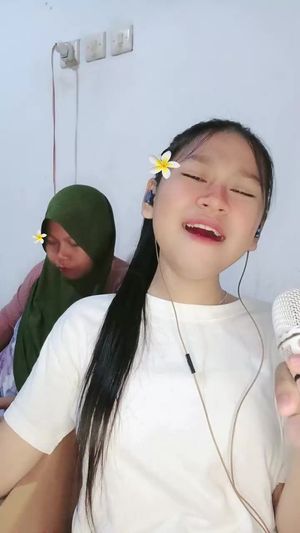 Video post by @da7april on TikTok