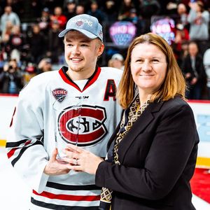 Image post by @scsumhockey on Instagram