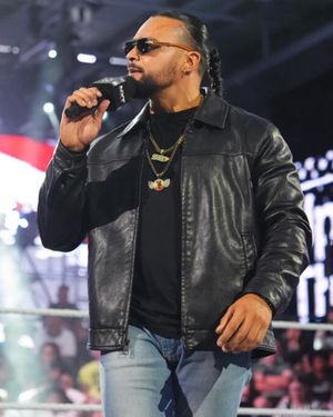 Image post by @thewrestlingclassic on Instagram