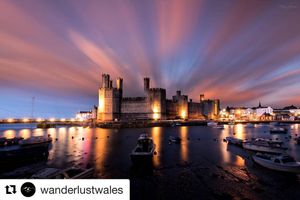 Image post by @candmclub on Instagram
