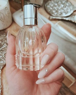 Image post by @impresslashes on Instagram